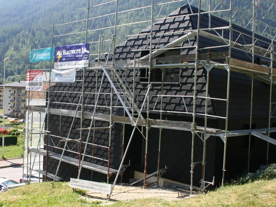 Baustellenansicht einer Hauses mit der Dachschnidel DS.19