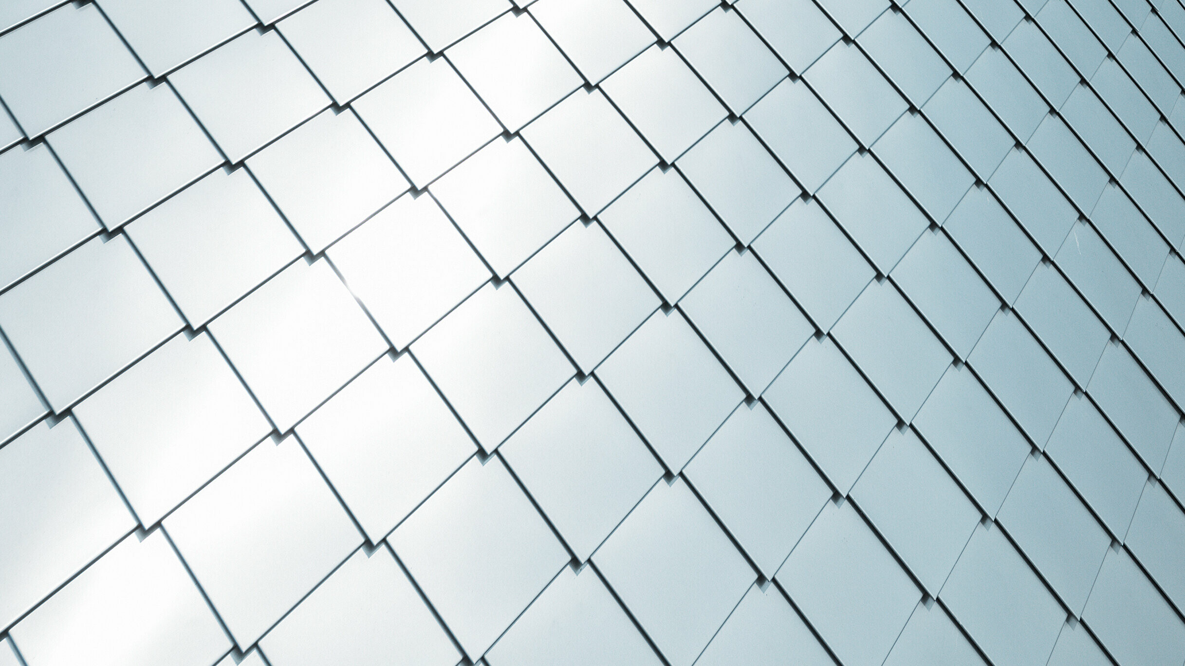 PREFA Wandraute 20 × 20 in der Fläche verlegt, Detailansicht in Aluminium naturblank