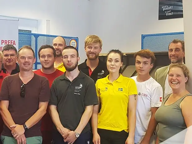 Foto di gruppo di giovani lattonieri in preparazione per la EuroSkills 2018