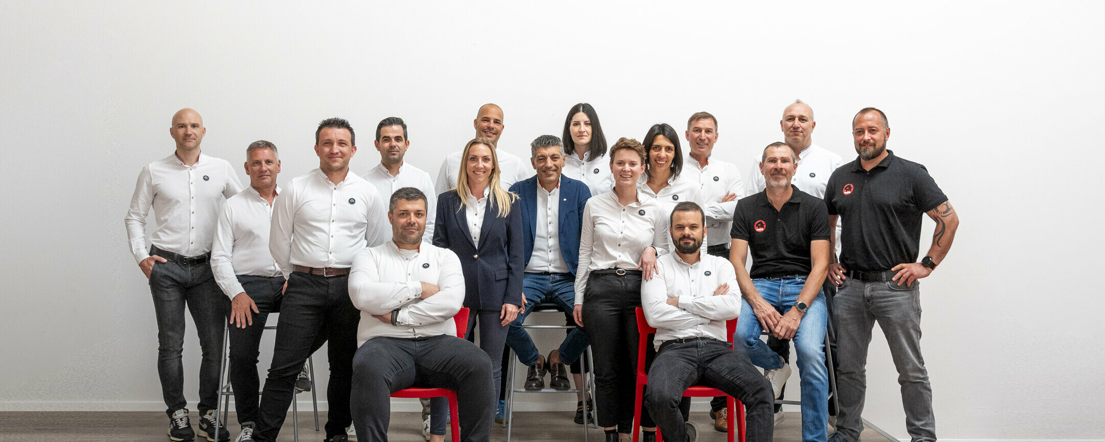 Gruppenfoto der PREFA Mitarbeiter am Standort Italien.