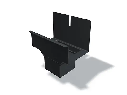 La bocchetta di scarico per pluviale PREFA, disponibile nelle dimensioni 80/250, 80/333, 100/333 e 100/400 mm, serve per la raccolta e lo scarico efficace dell'acqua piovana nei sistemi di drenaggio dei tetti.