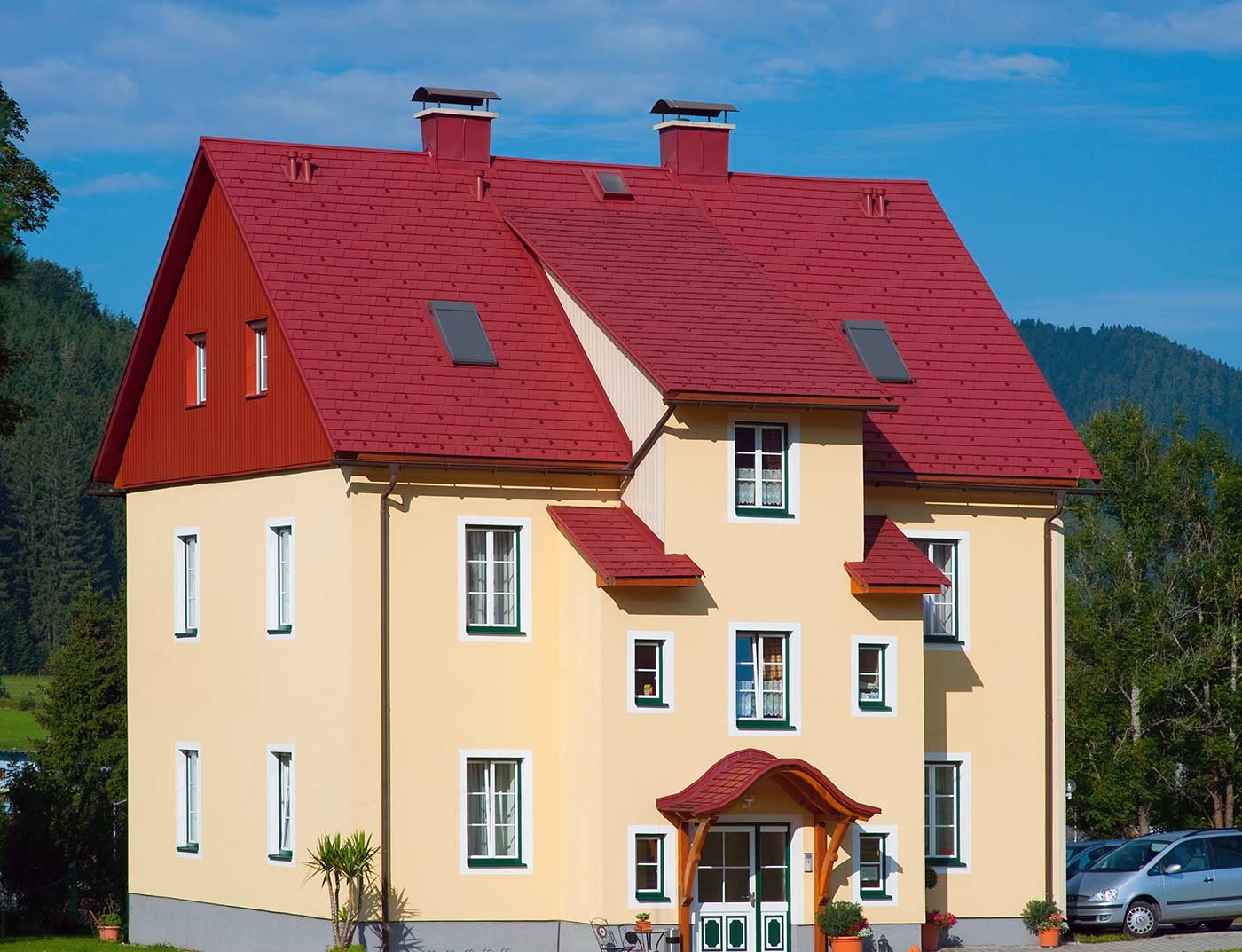 Referenze PREFA Sistemi per copertura Scandola 05 P.10 rosso ossido