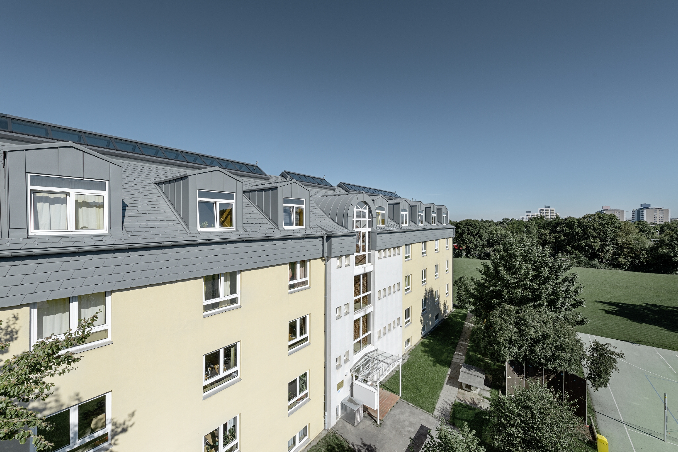 Referenze PREFA Sistemi per copertura Scandola 07 P.10 grigio chiaro