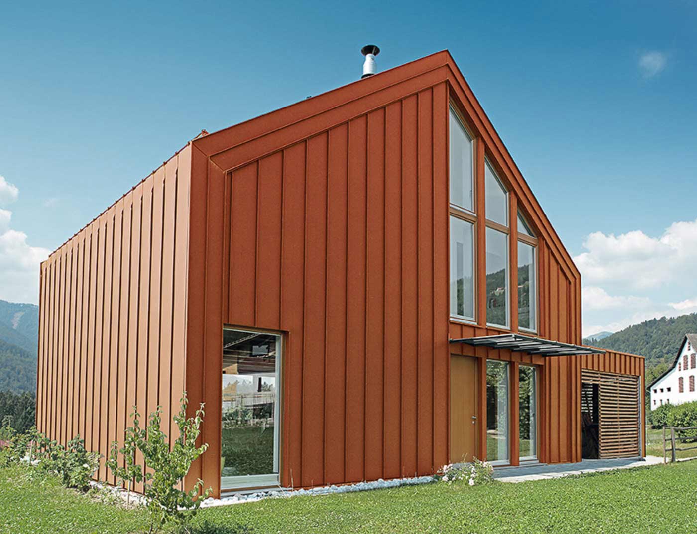 Referenze PREFA Sistemi per copertura Sistema per copertura Prefalz ® 04 P.10 rosso cotto